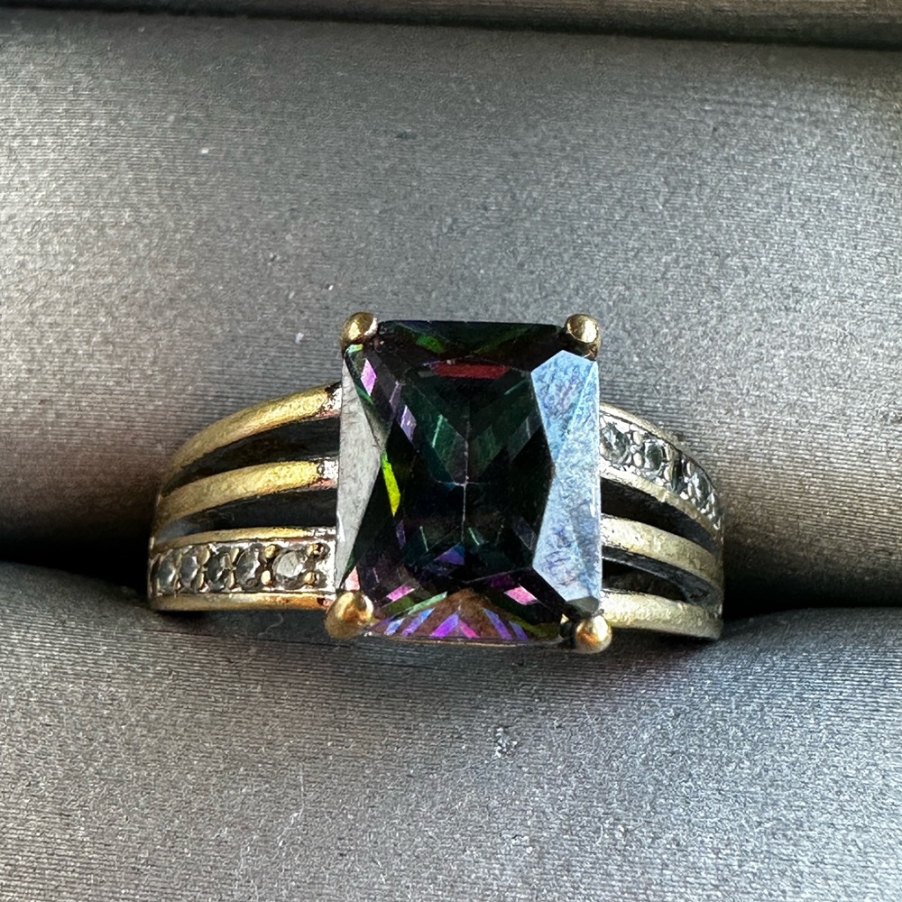 Vintage Gold and Silver Ring with Multicolor Mystic Gemstone & Diamonds